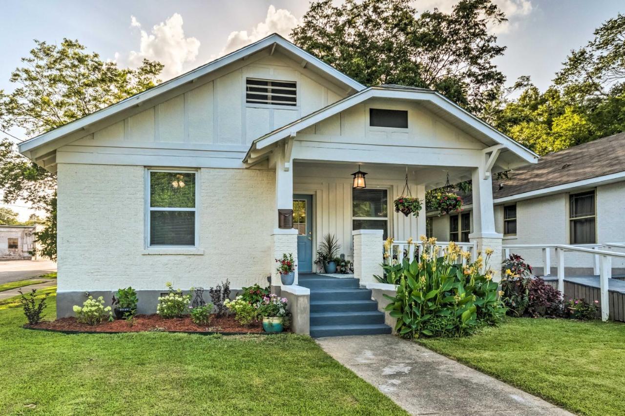 Remodeled Downtown Hot Springs Home With Porch Exterior photo